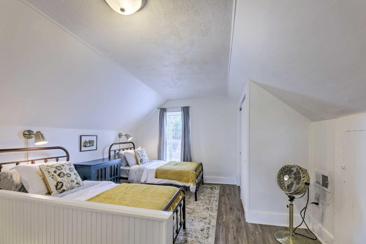 Pet-Friendly Greenville Home With Private Yard Exterior foto