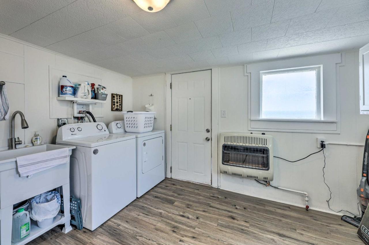 Pet-Friendly Greenville Home With Private Yard Exterior foto