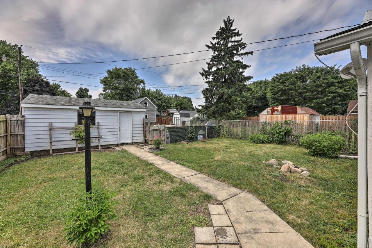 Pet-Friendly Greenville Home With Private Yard Exterior foto